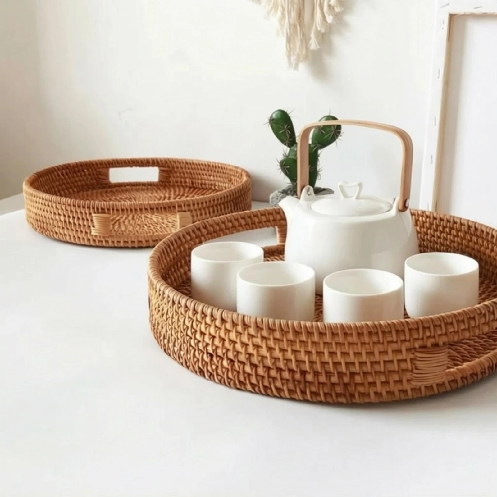 2 Pieces Rattan Tray with Handles Handwoven Round Rattan Serving Tray Natural Sturdy for Hosts, Tea Service, Tabletop Storage