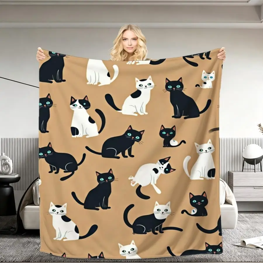 1pc 280GSM Flannel Blanket Suitable for All-Season Lightweight Throw with Black & White Cat Pattern on Beige - Cozy Bedspread for Sofa, Travel, Office, Bedding | Soft Warm Gift for,,, Contemporary