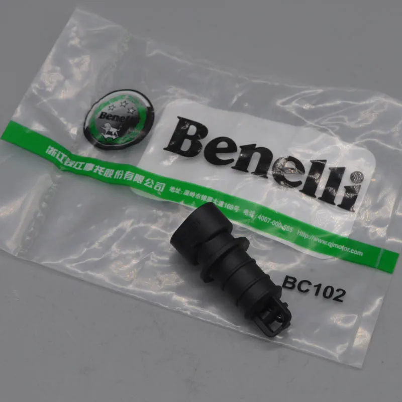 Intake Air Temperature Sensor for Benelli BN600 TNT600 STELS600 GT Keeway RK6 BN302 TNT300 STELS300 / BN TNT 300 302 600