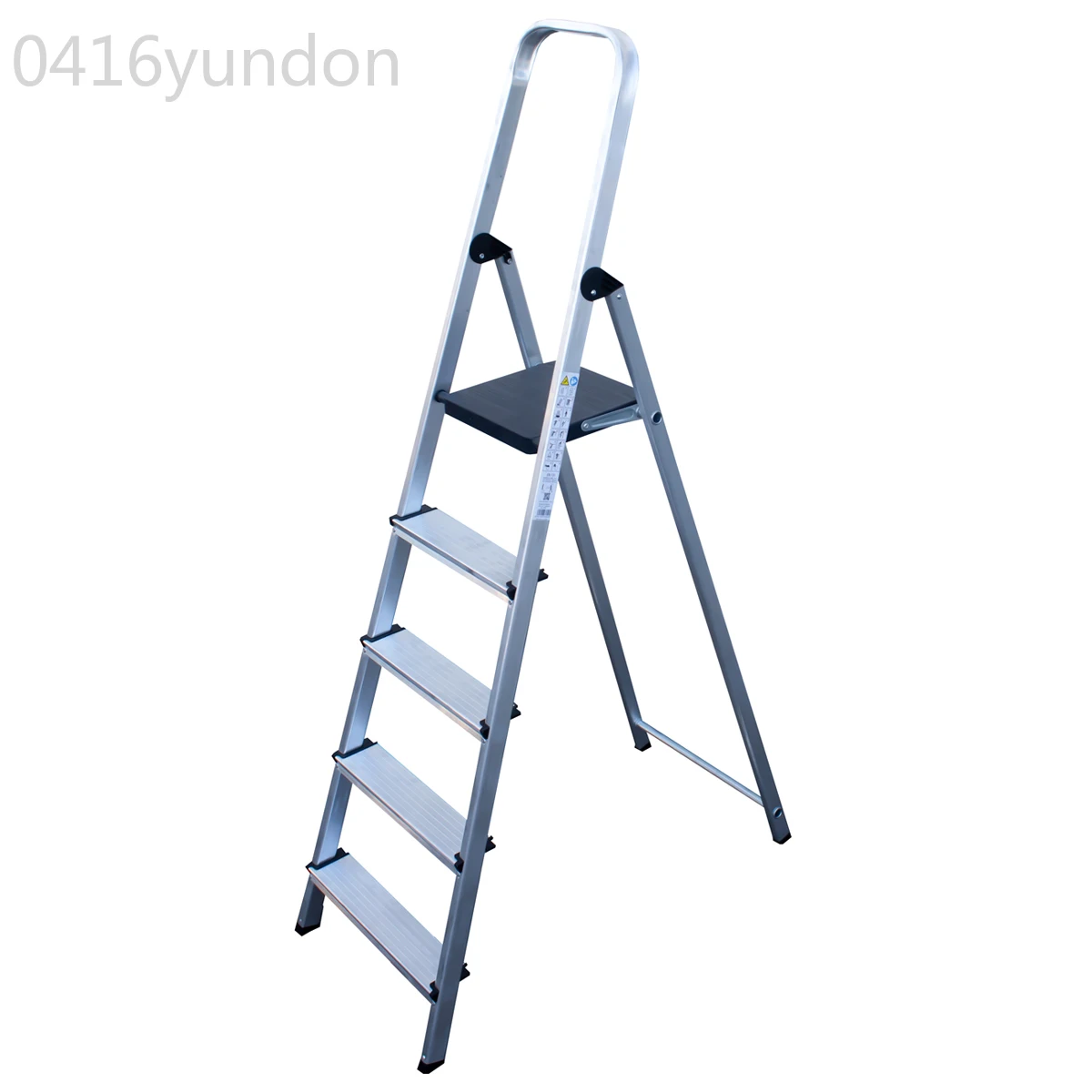 Lightweight and sturdy aluminum household scissor ladder easy to handle and shift