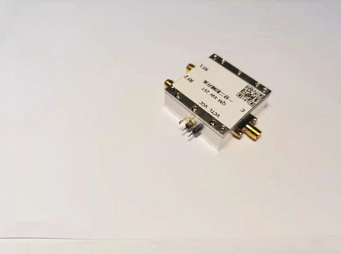 0.1-6GHz RF Switch SPDT One Off Two Way Switch High Isolation Microwave Electronic Switch