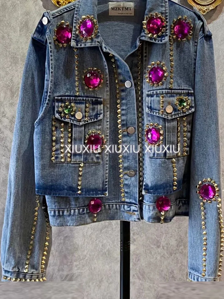 

2023 Streetwear Diamonds Rivet Pocket Long Sleeve Denim Jacket Women Cowboy Outerwear Loose Short Bomb Jeans Jacket Coat Female