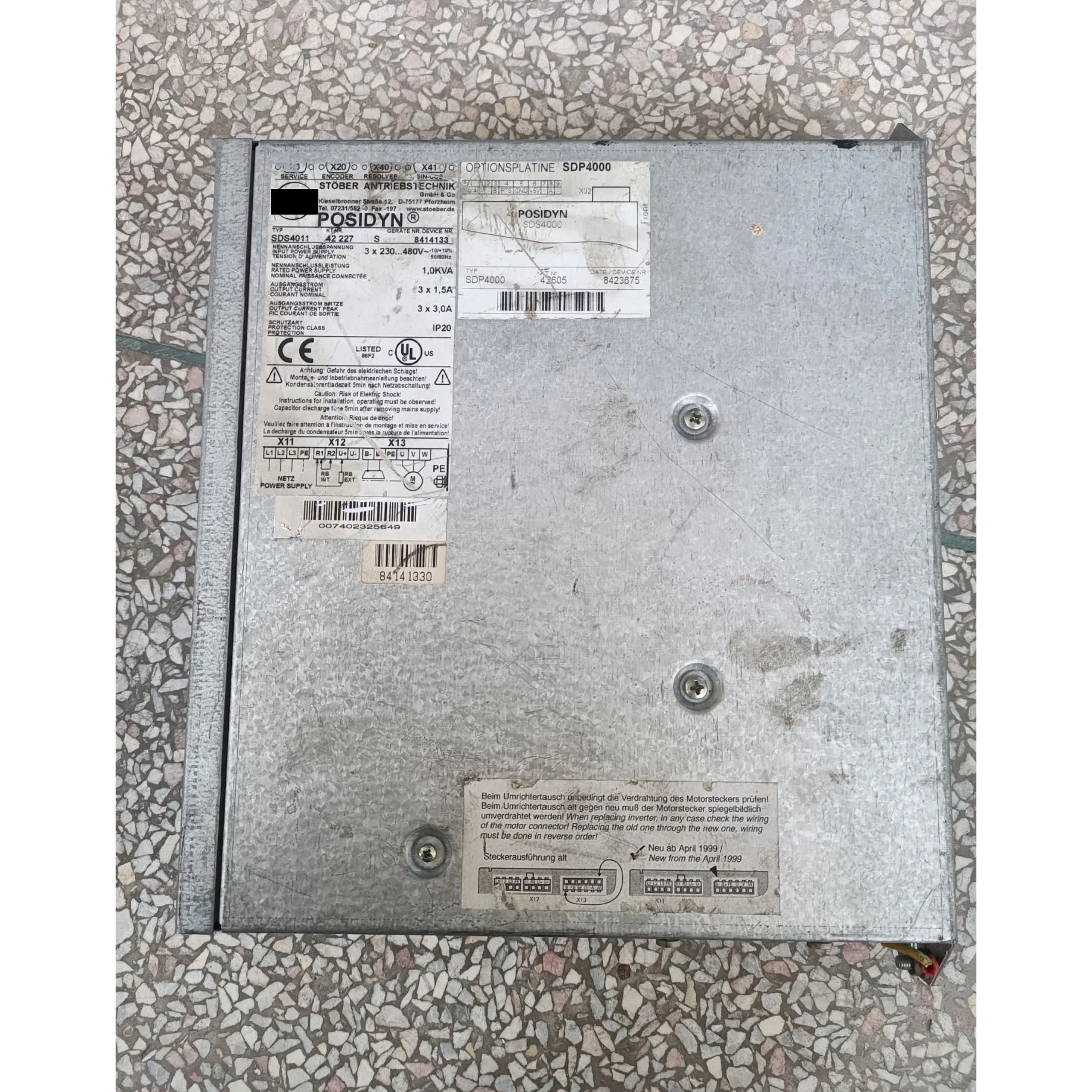 SDS4000 SDS4011 サーボドライブ 保証付き