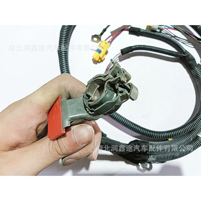 Applicable for Peugeot 307 408 Citroen Sega Triumph battery positive line battery positive line cable cable