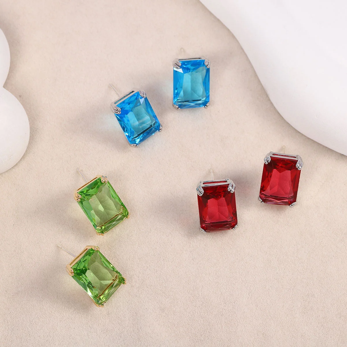

Роскошные квадратные серьги-гвоздики из серебра 925 пробы с драгоценными камнями для женщин, позолоченные серьги с разноцветными фианитами, украшения для повседневной носки и вечеринок