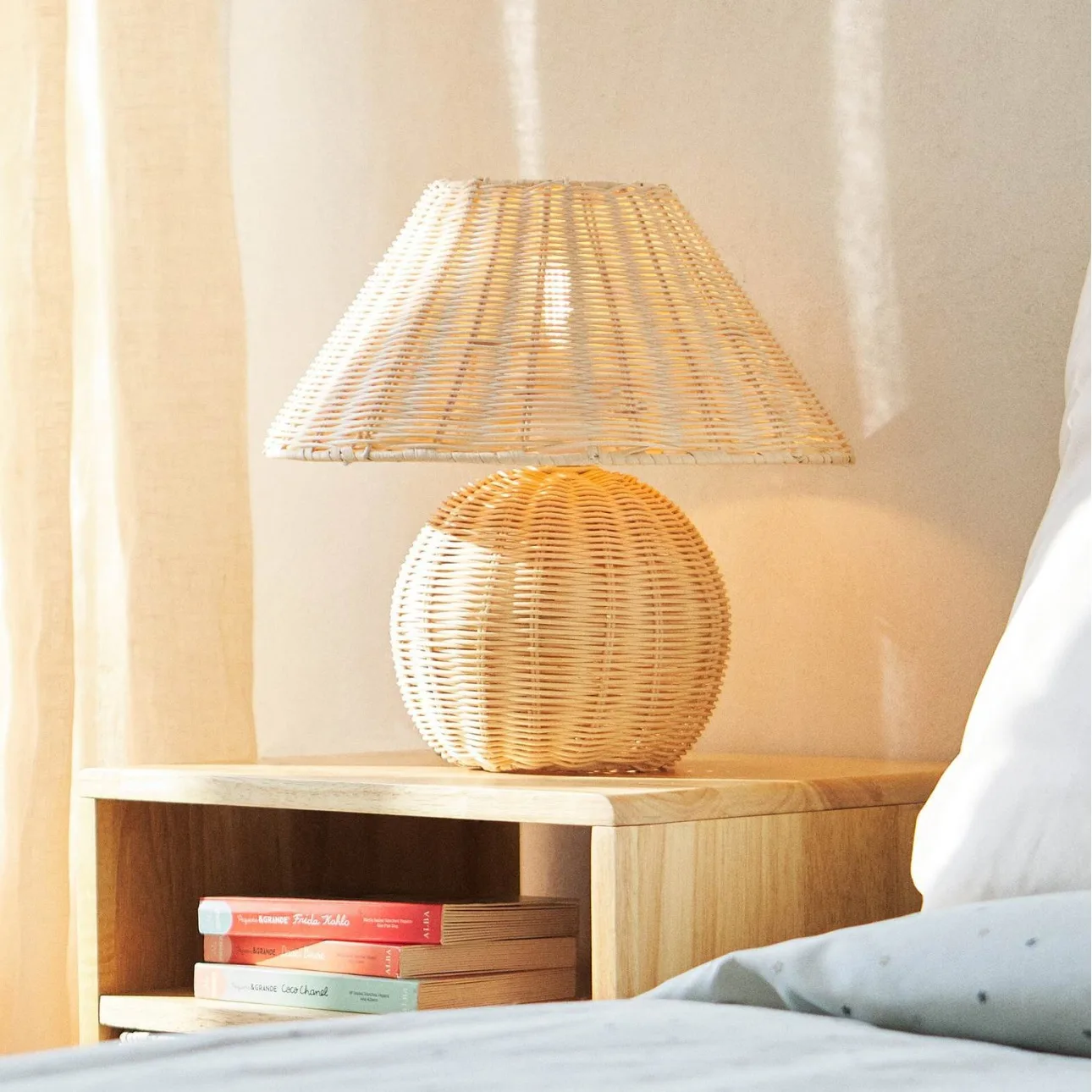 

Simple new Chinese bamboo weaving bamboo table lamp home living room tatami mat modern creative retro practical bedside lamp