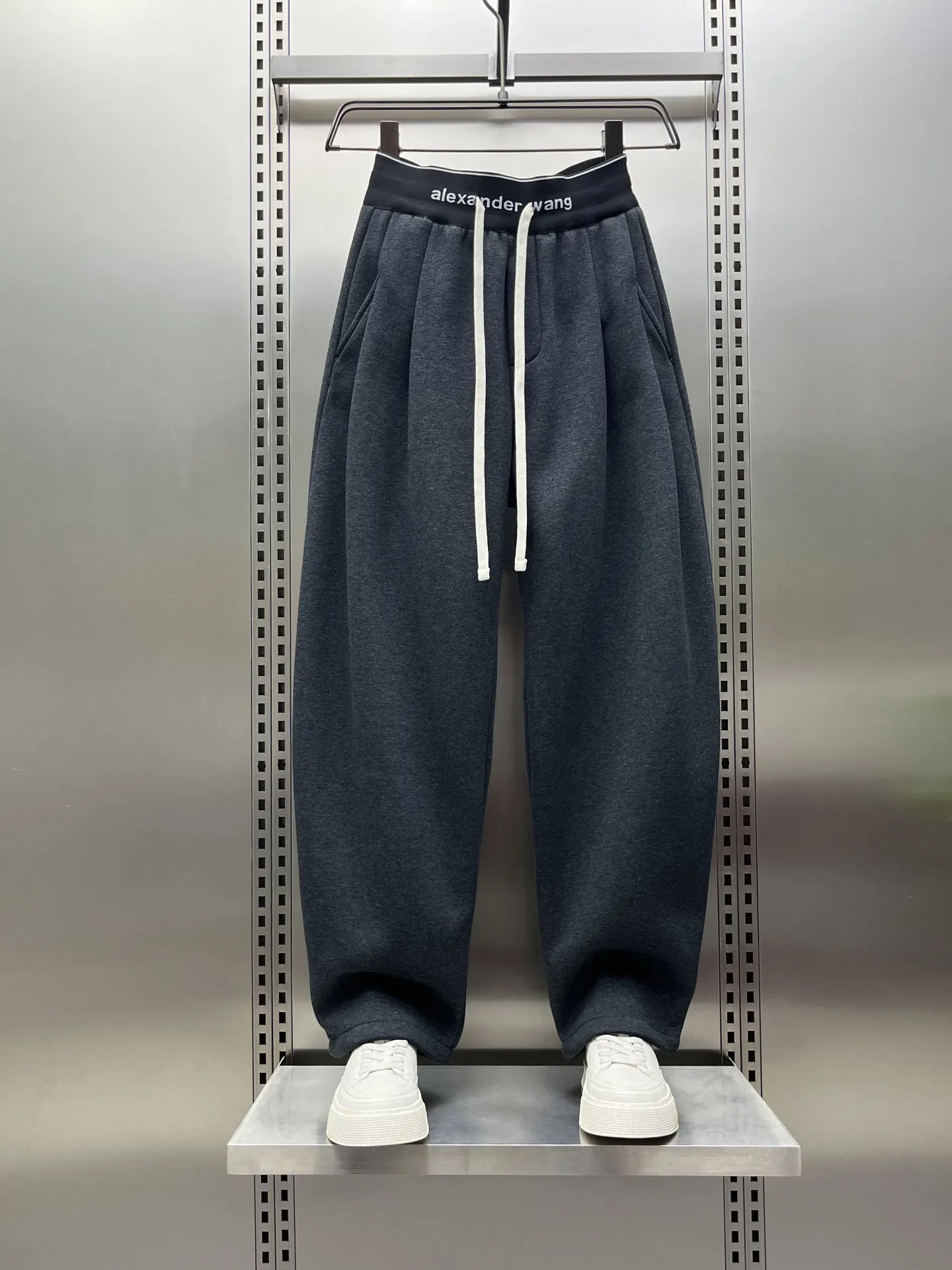 

Новые зимние мужские повседневные брюки с флисовой подкладкой, широкие, свободного кроя, прямые, спортивные, модные, брендовые