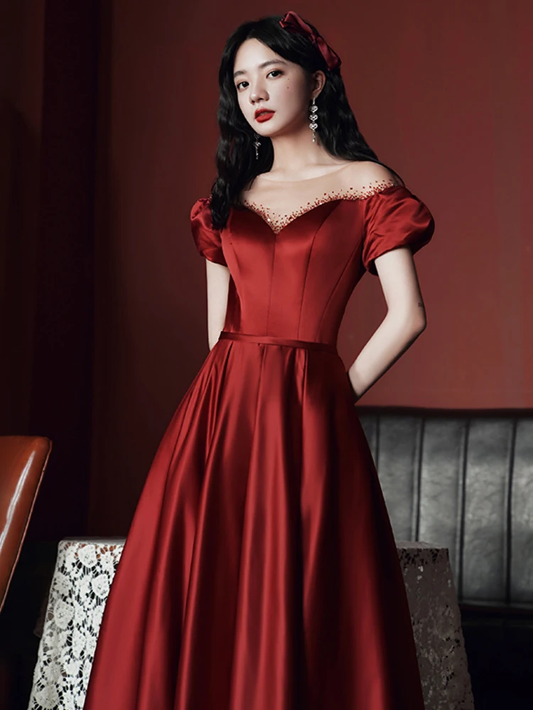 Ein-Schulter-Hochzeitskleid aus rotem Satin von Dr Ele mit hoher Taille, A-Linien-Rock und S Sve, formelles Abendkleid für Verlobung und Brid...