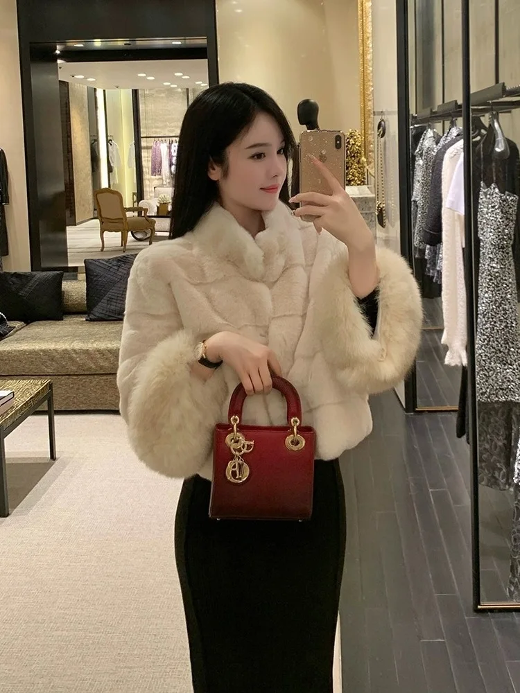 Winter New Sweet Fashionable Short Socialite Faux Fur Elegant Gentle Solid Color Commuting Soft Comfortable Warm Women Outerwear
