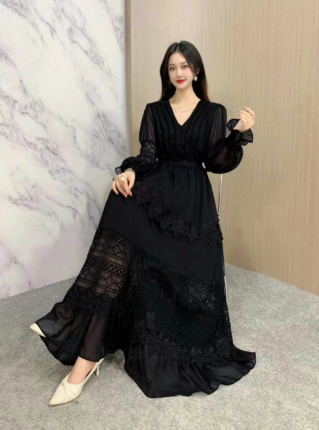 2023 New Spring Autumn Women V-Neck Long Sleeve Slim Long Dress High Quality Elegant Lace Patchwork Big Hem Evening Dress