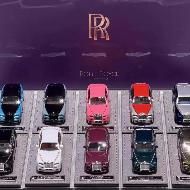 

HH Model 1:64 Rolls-Royce Phantom Series II. Cast resin imitation car model, a gift for friends, an adult collection piece.