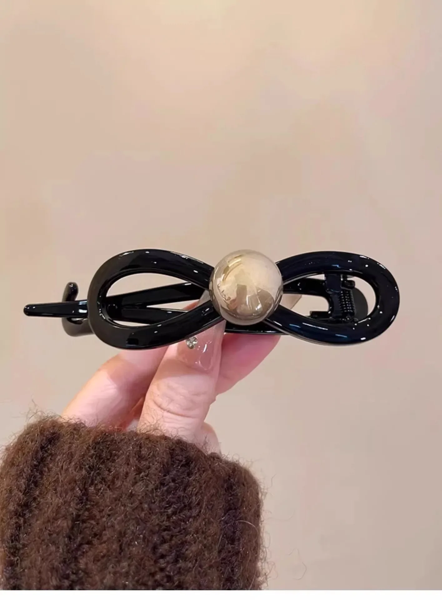 Рисунок 6 - Новая витая заколка для волос