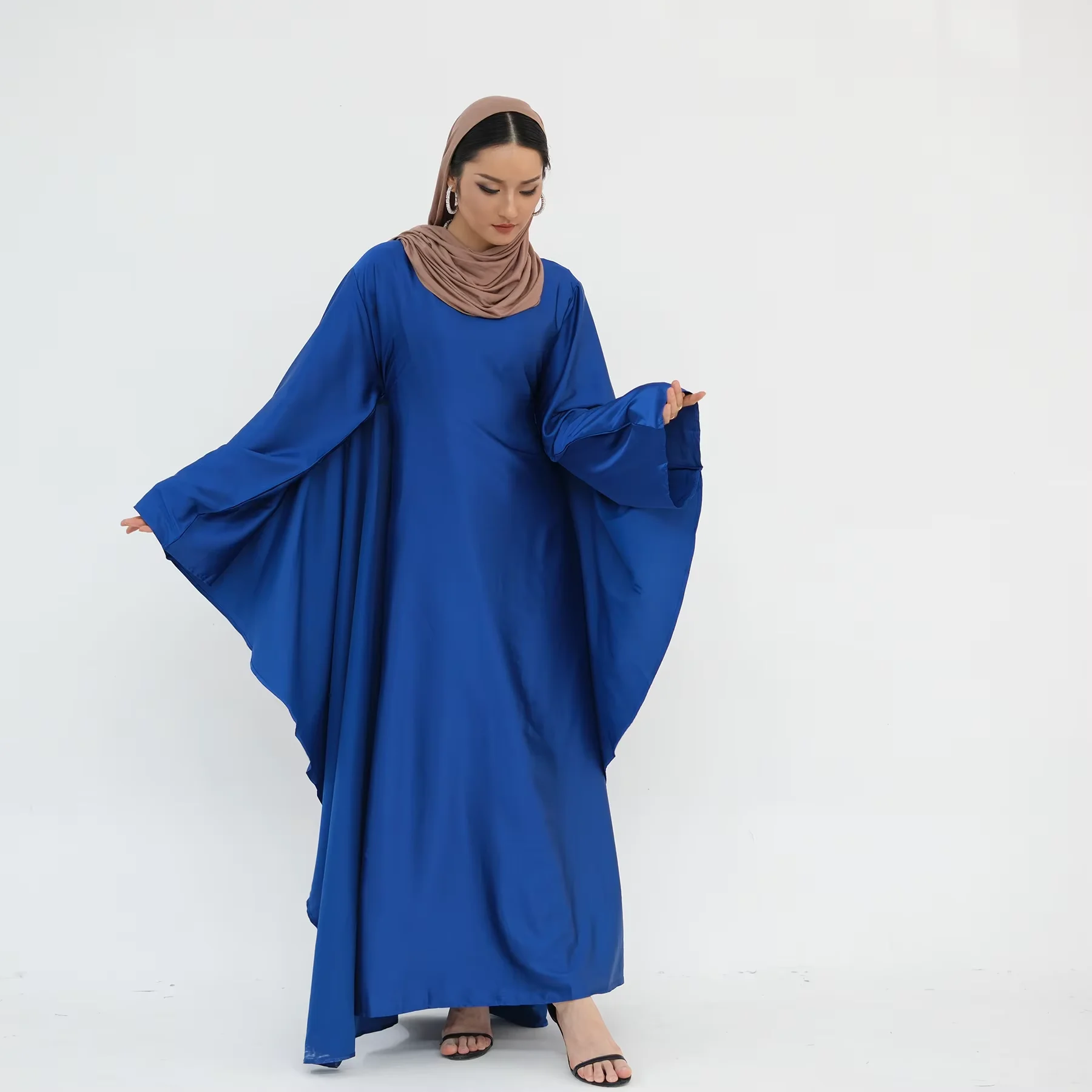 

Eid Muslim Dress for Women Dubai Abaya Turkey Kaftan Djellaba Islamic Clothing Jalabiya Arabic Robe Kebaya Caftan Marocain Femme