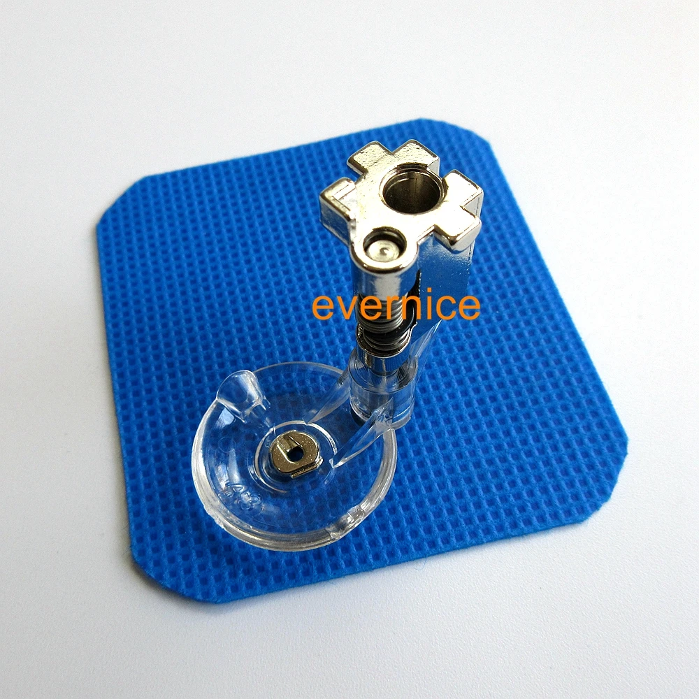 

Free Motion Couching Foot #0317797000 (#43N) Bernina Activa Artista Auro