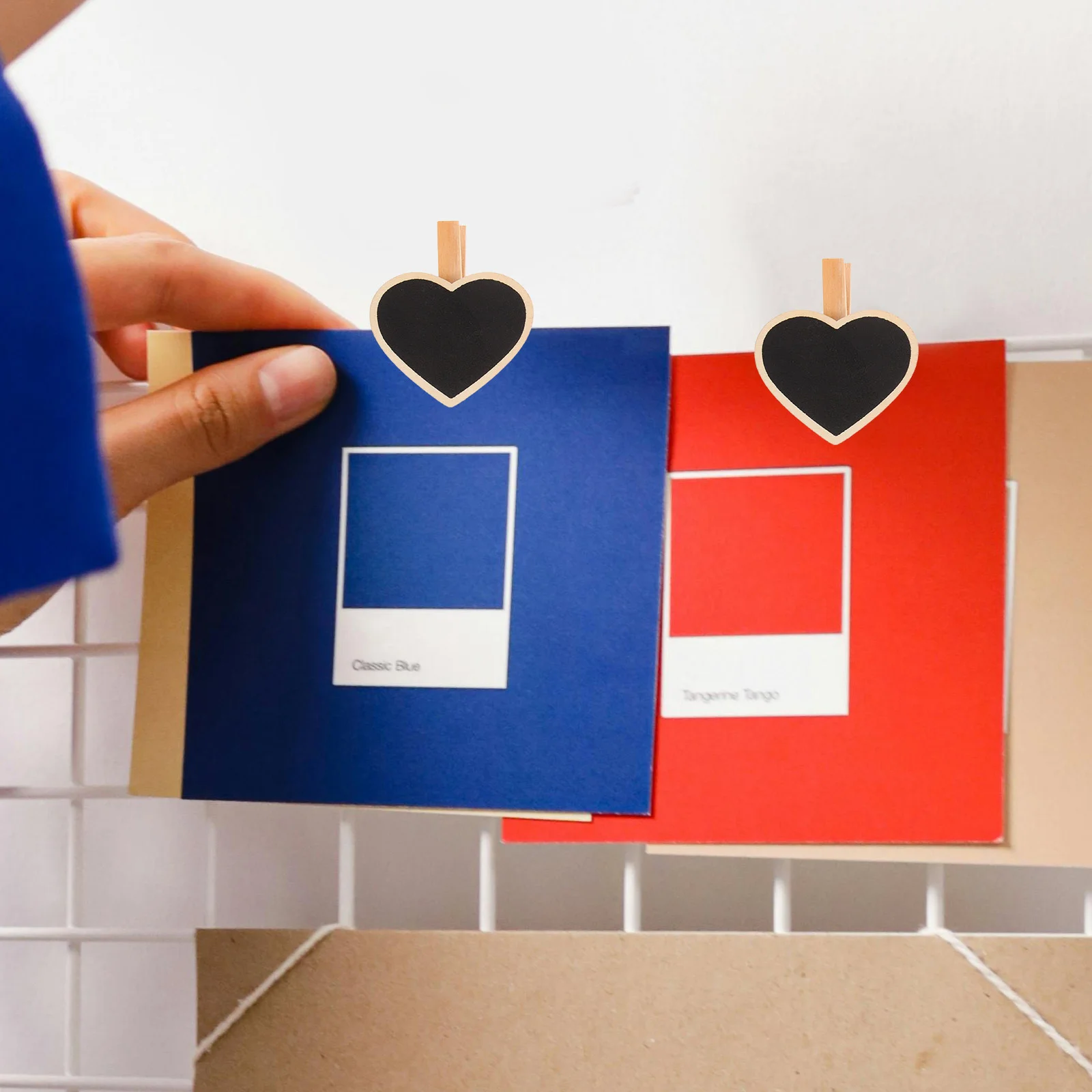 24 Pcs Adhesive Whiteboard for Storage Bins Tag Photo Holder Blackboard Clip Cartoon