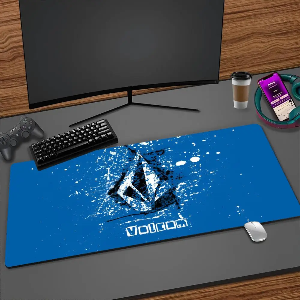 Fashion Volcom Mouse Pad Cartoon Lockedge Large Gaming Pad Computer Gamer Keyboard Mat Desk Mousepad PC Desk Pad