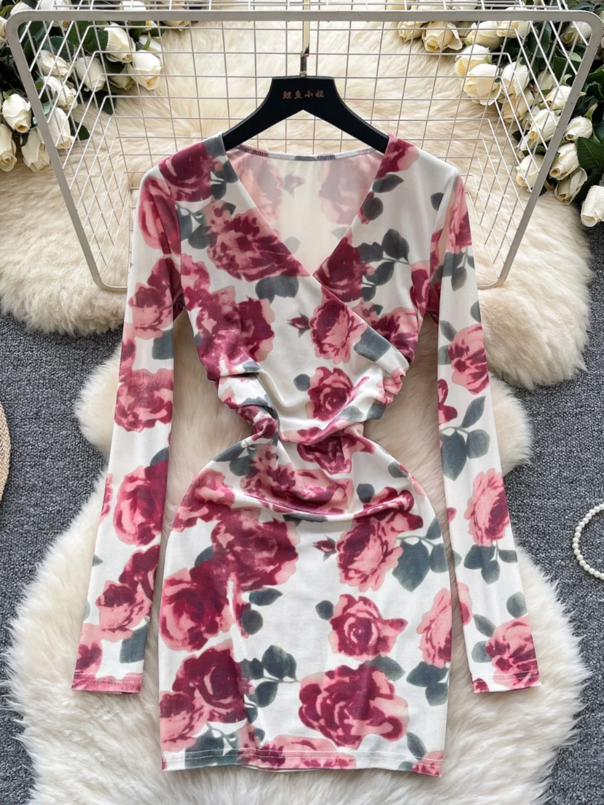 Foamlina Muse Fan temperamento cruzado cuello en V vestido estampado de manga larga cintura de mujer ajustado puro deseo vestidos inferiores