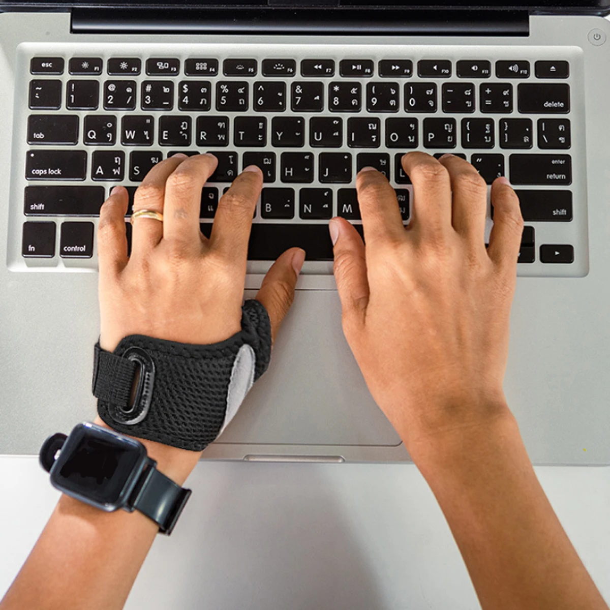 

Adjustable Thumb Support Brace for Arthritis Pain Relief - Compression Thumb Sleeve for Men and Women - Fits Left or Right Hand