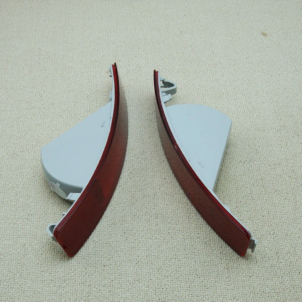 

8693008 8693009 Rear Fog light Rear Reflector Bumper Light Fog Lamp Tail Lens Without Bulb For Volvo XC90 2003 2004 2005 2006