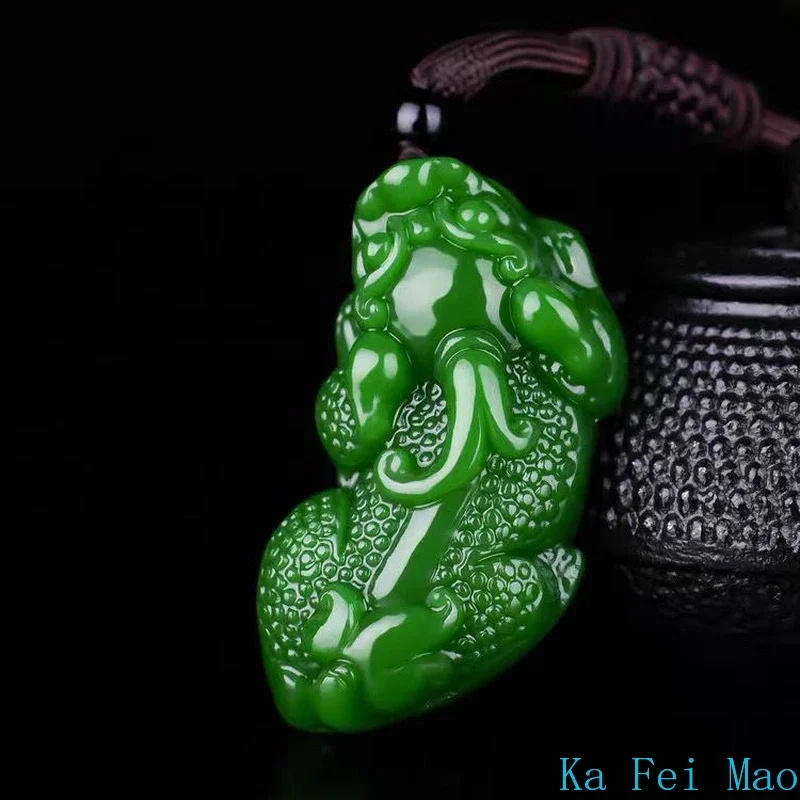 Green Jade Pixiu Pendant Necklace Natural Charm Jewellery Fashion Accessories Hand-Carved Man Woman Luck Amulet Sweater Chain