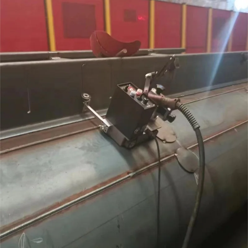 KA-H1 Small Tractor Portable Automatic MIG Welding Robot With Flat Angle Horizontal Manipulator For Fillet Welding