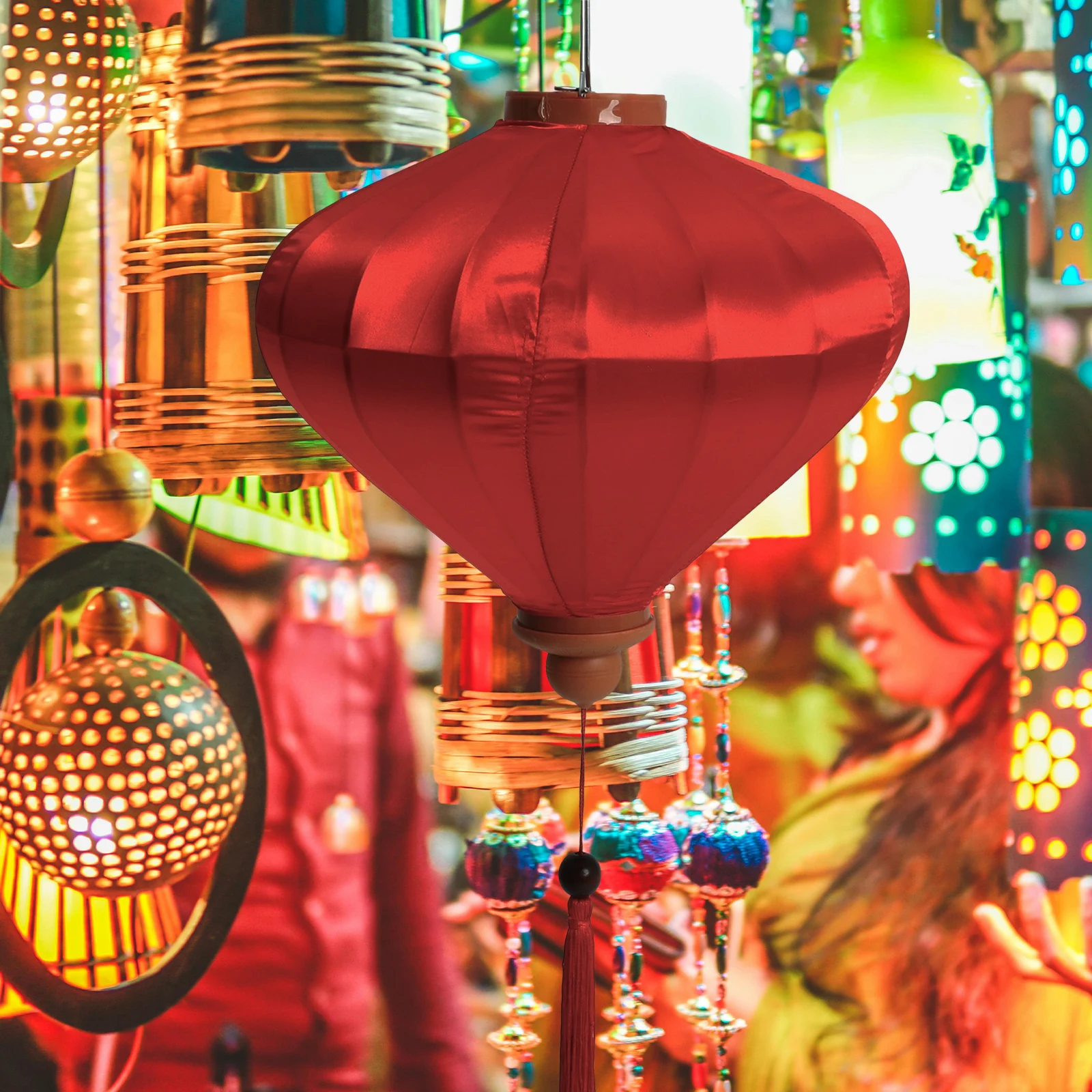 

Oval Red Vietnamese Cloth Lantern Exquisite Asian Design Festival Lantern Wedding Party Chinese New Year Hanging Garden