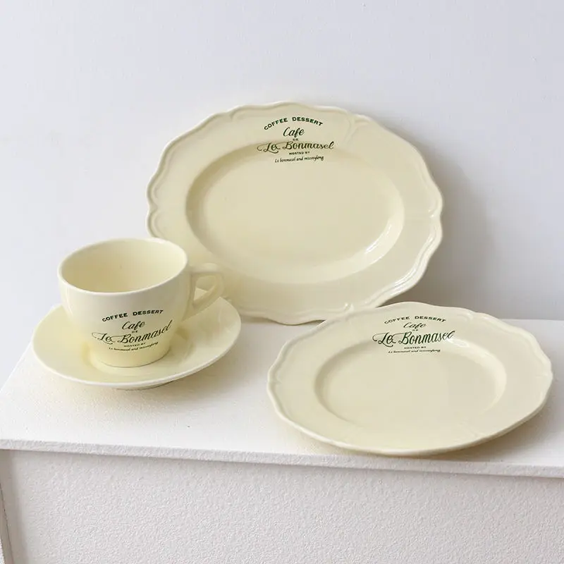 

Корейский кремовый стиль, ретро-алфавит, кофейная чашка, тарелка для завтрака, домашняя овощная тарелка, йогурт, овсяная чашка, молоко