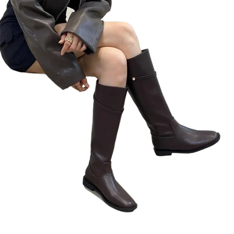 2024 Frauen Ritter Stiefel hohe Vintage kleine goldene Schnalle kniehohe Stiefel Frauen Ärmel Stiefel