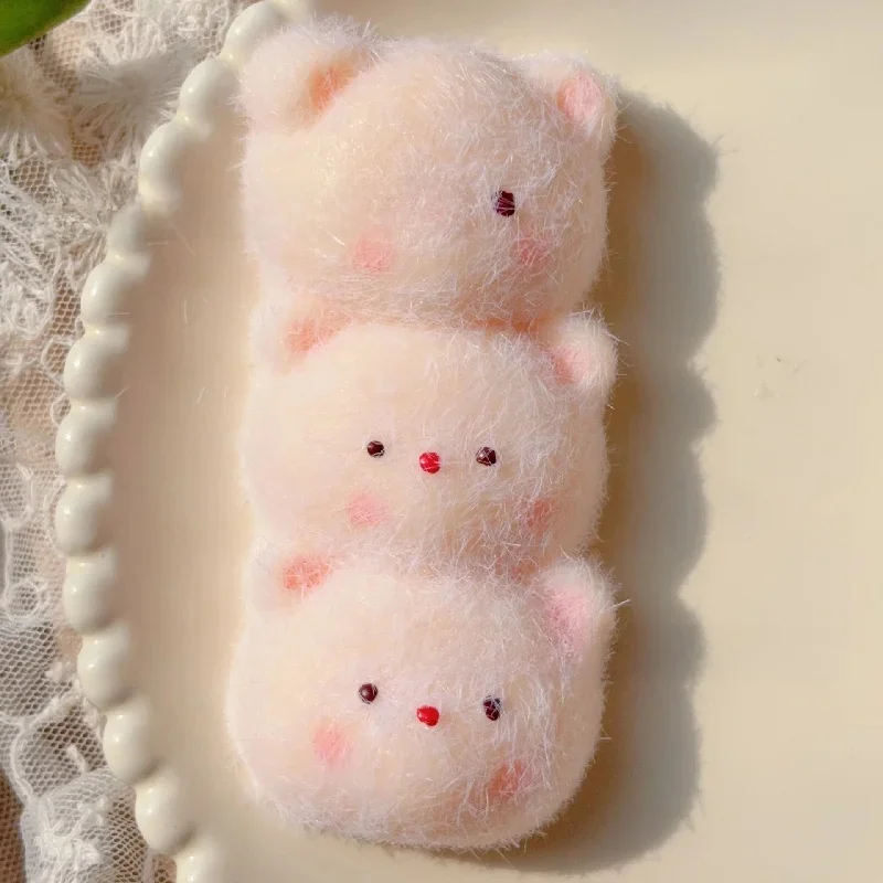 2025 kawaii taba mole mini desenho animado triplo leitão de pelúcia três ursos panda mochi macio antiestresse presente para meninas brinquedo de relaxamento de mão