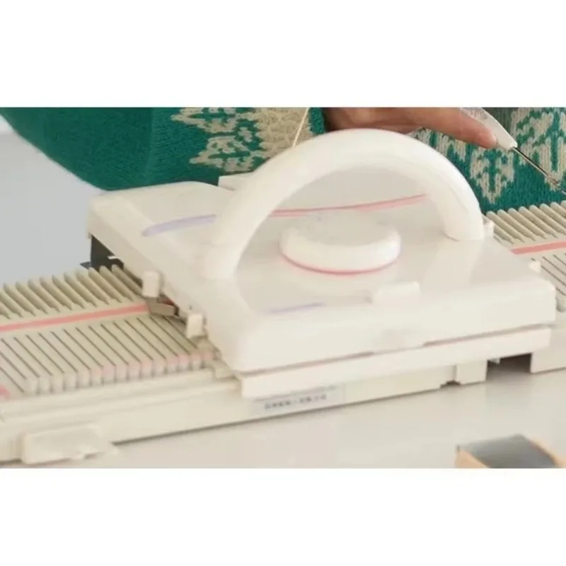 Hand Driven Jacquard Knitting Machine LK150 3.9G 6.5mm Mid Gauge Beginner Home Weaving Craft Equipment
