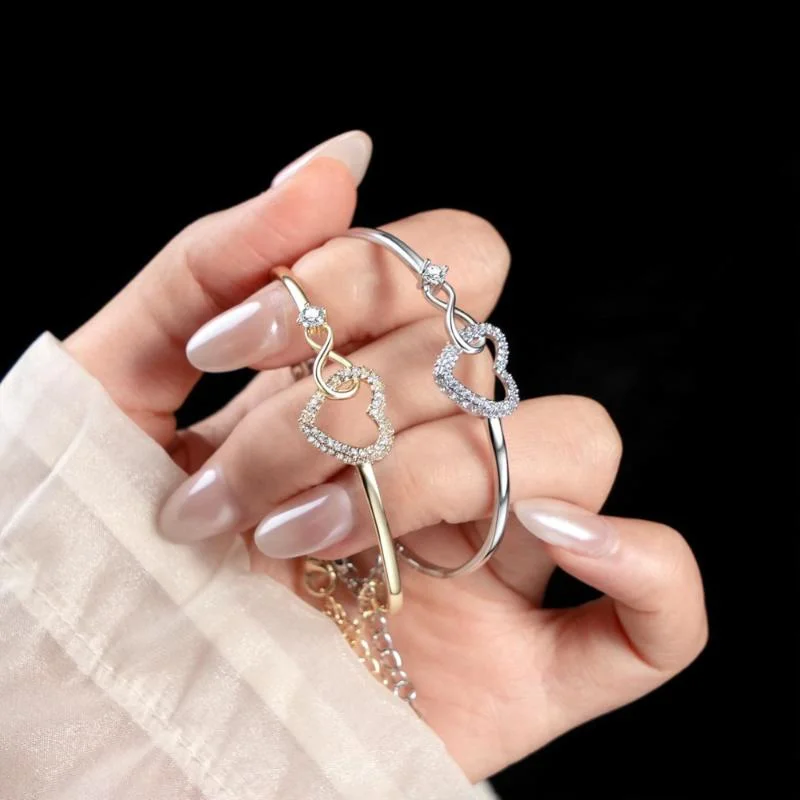 1PCS Zircon Heart Hollow Out Bracelet For Women Simple Versatile Fashion Bracelet Temperament Light Luxury Bracelet Gift
