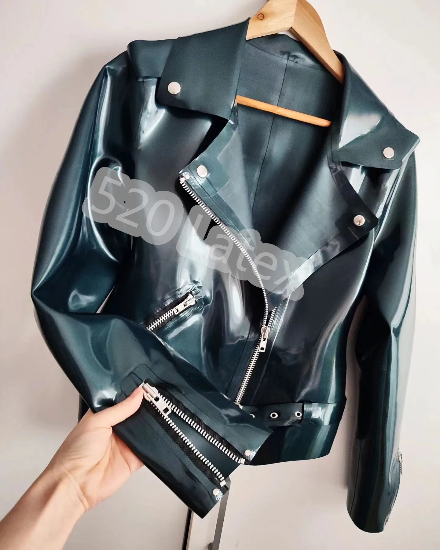 Handmade Sexy Black Men's 0.6mm Latex Top Rubber  Jacket   with Sleeve Zipper