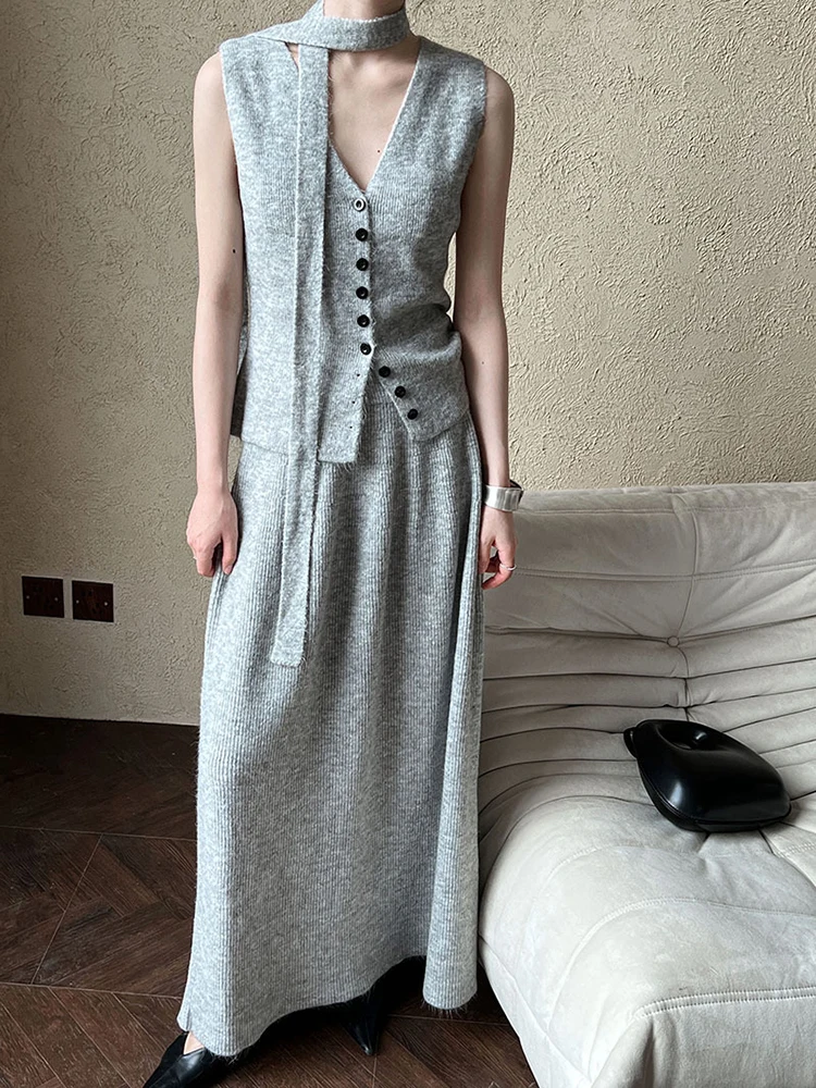 [EAM] Kntting Elegant Vest Half-body Skirt Two Pieces Suit New V-Neck Sleeveless Women Fashion Tide Spring Autumn 2024 1DH7289