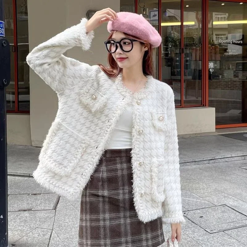 

Outerwears Knitwear Cardigan Autumn and Winter Fragrance Tassel Knit Cardigan Female Imitation Mink Velvet Sweet Loose Coat