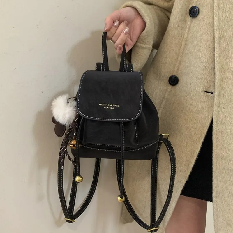 

Versatile Sleek Female Bag Underarm Crossbody Office Daily Work Business Trip Commuting Attractive Exquisite Chic Timeless