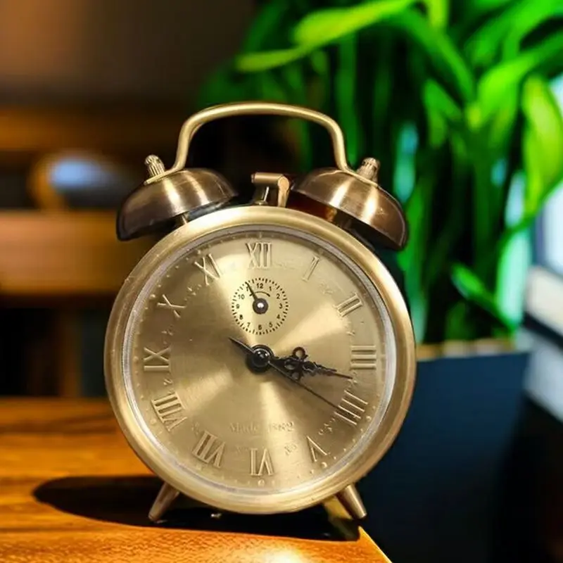 

Antique pure copper old fashioned clockwork mechanical winding student copper alarm clock home bedroom bedside seat