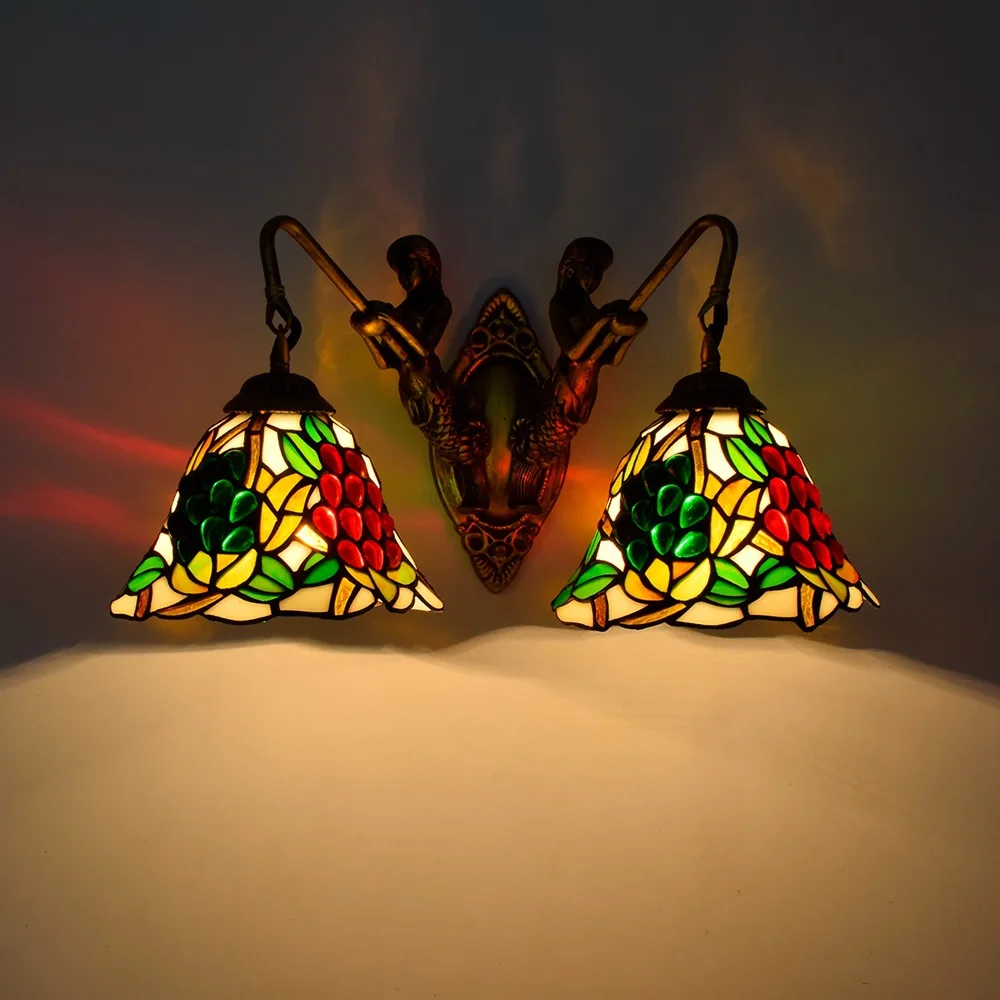 American Retro Tiffany Resin Round Stained Glass Handmade Led Pastoral Grape Double-Headed Wall Lamp