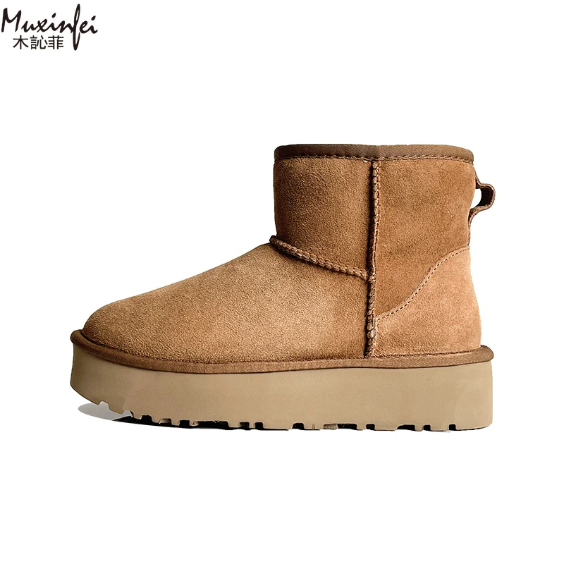 2026 Winter New Thick soled Classic Snow Boots Women's Fur Warm Short Boots Sheep Fur Integrated Cotton Shoes