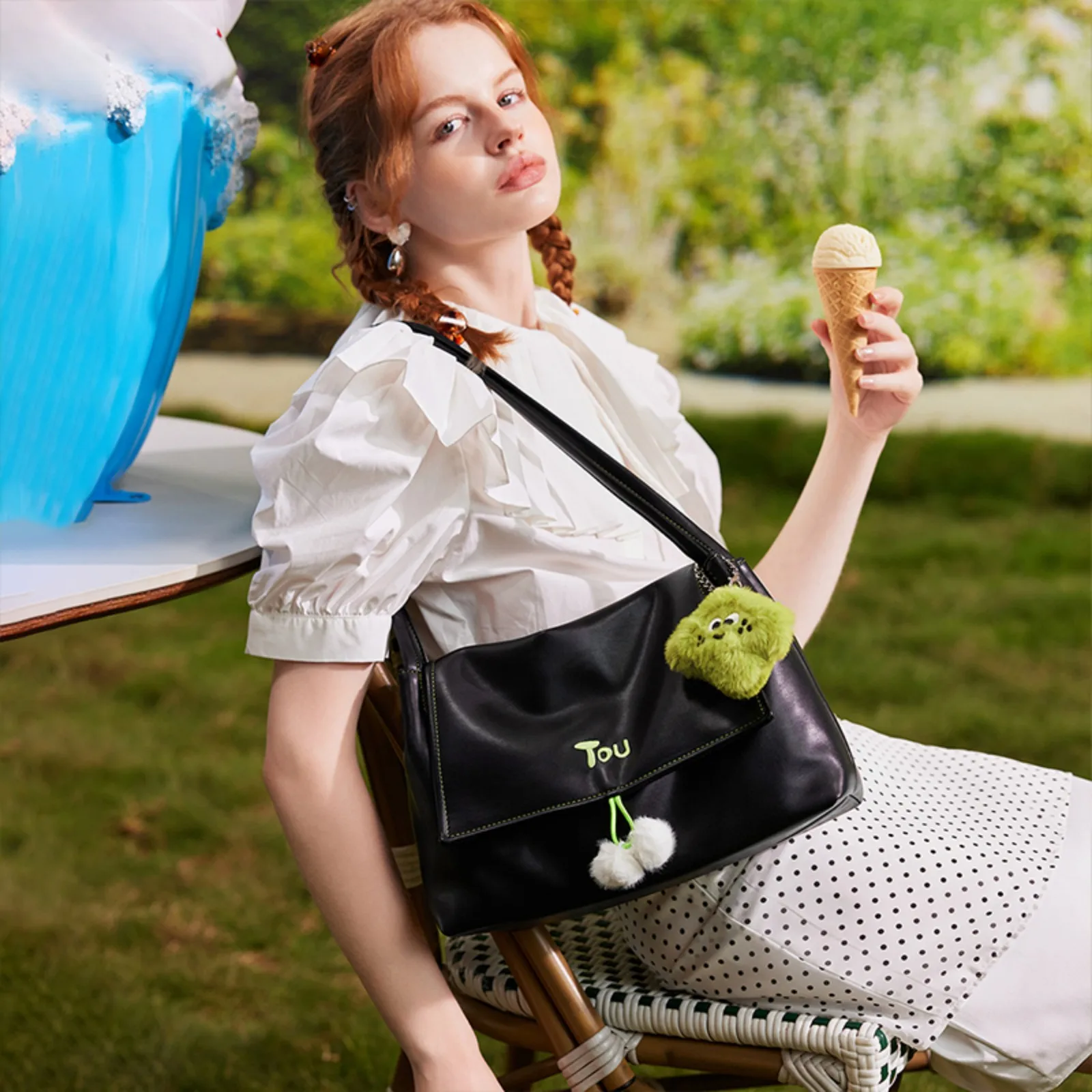 

TOUTOU большая сумка для женщин, большая вместительная сумка с магнитной застежкой, пушистый аксессуар, сумка через плечо, 40167