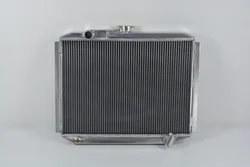 Aluminum Radiator for 1982-1990 Mitsubishi PAJERO I 4D56T L04-G/L041G-L049G V12V-V98W MT 1983 1984 1985 1986 1987 1988 1989