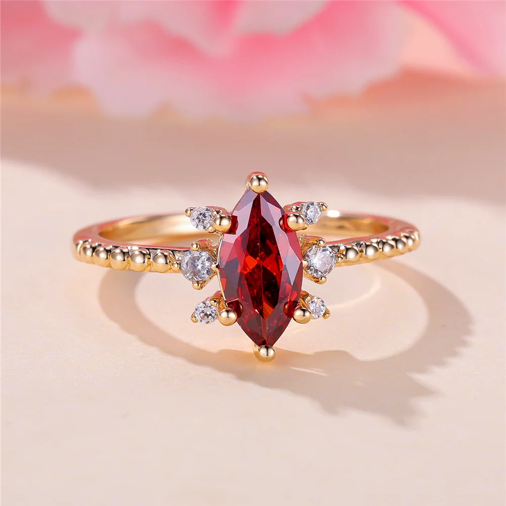 Simple Fashion Red Crystal Zircon Ring Vintage Gold Color Wedding Engagement Jewelry For Women Men