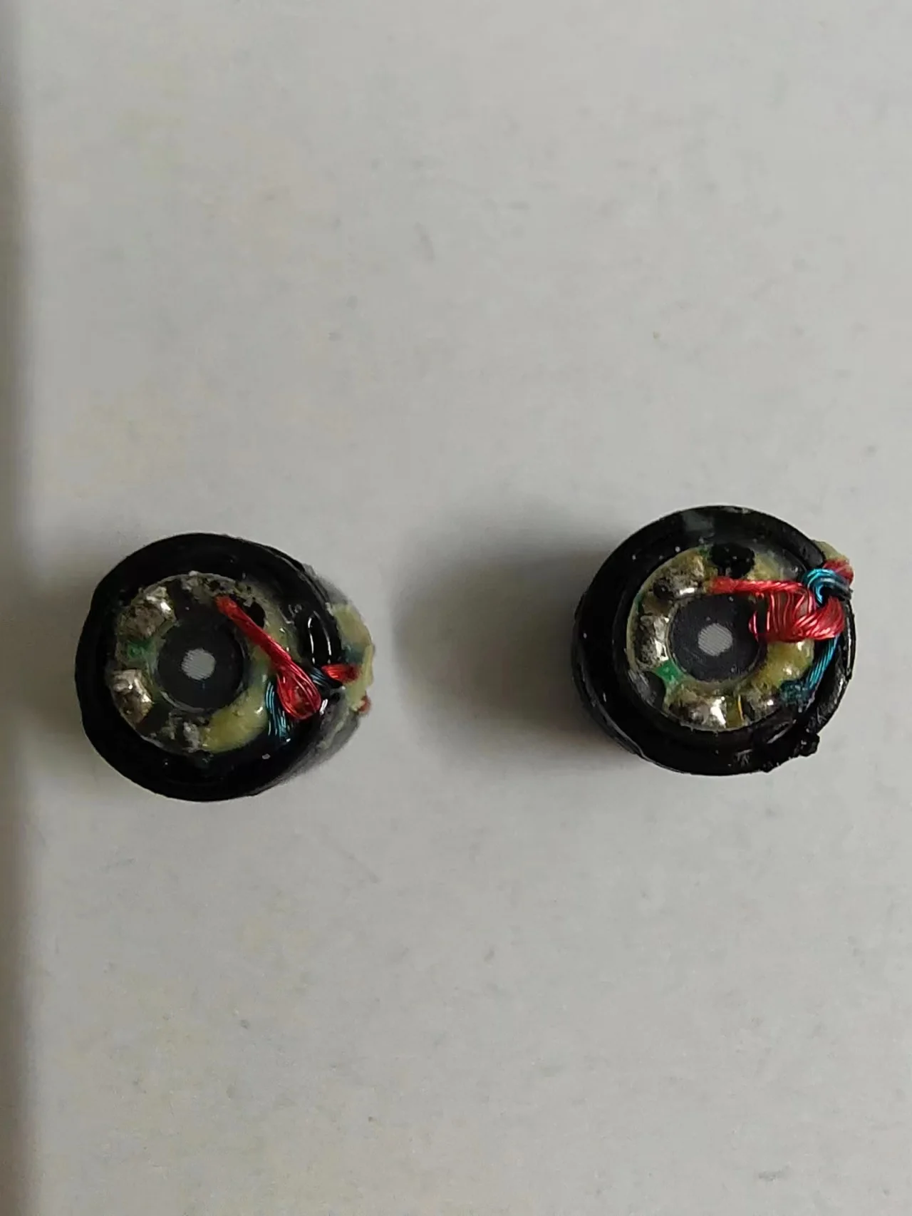 

Hifi 8mm Headset Driver In-Ear Headphone Speaker Low frequency moving coil + High frequency moving iron horn With Crossover 2pcs