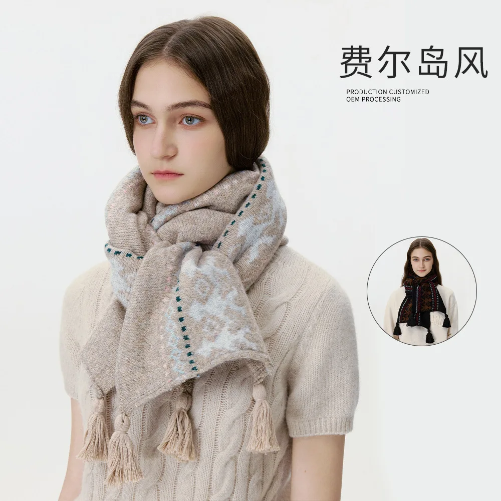 

2025Winter New Foreign Trade Hanging Beard Knitted Scarf Delicate Wool Warm Neck Thickened Warm Outer Cover Cold resistant Shawl