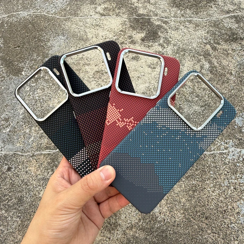 Ultracienkie etui magnetyczne z teksturą włókna węglowego do Xiaomi Mi 15 Ultra Mi 15 Pro 14, twarda obudowa z obsługą magnetycznego ładowania bezprzewodowego. — zdjęcie produktu 6