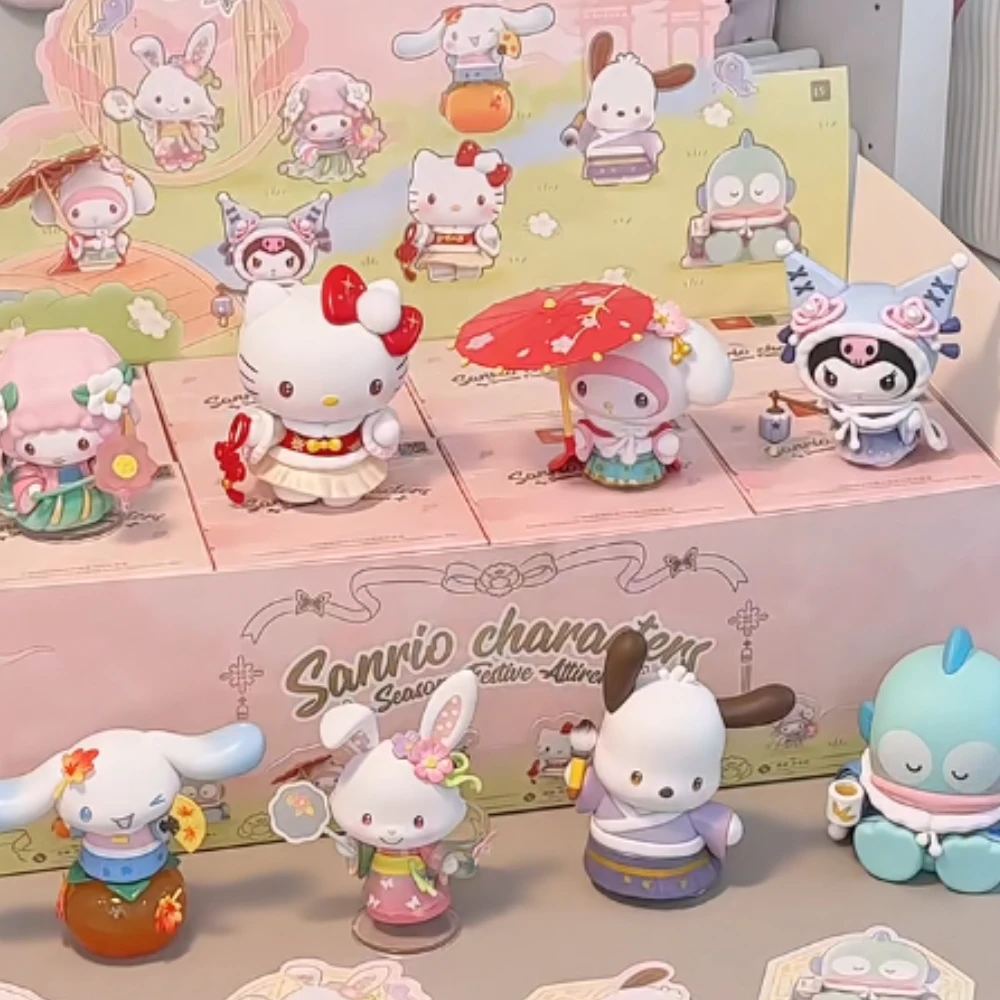 

Персонаж Sanrio Времена года Праздничные Attirers Слепая коробка Kuromi Kitty Mystery Box My Melody Аниме Кукла Сумка-сюрприз Коллекция Модель