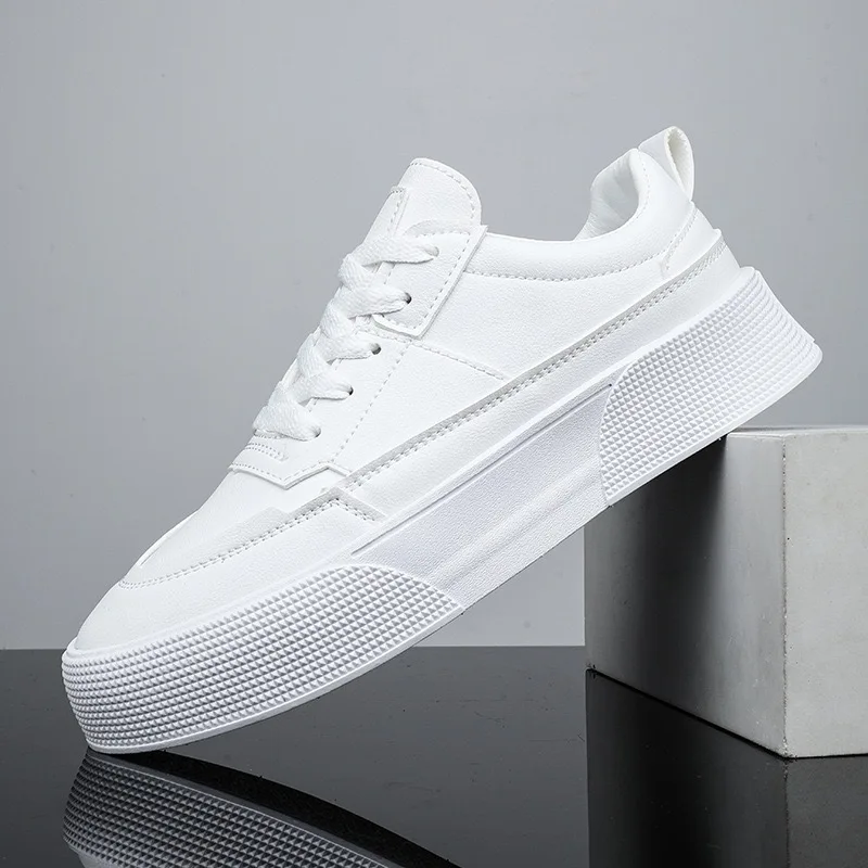 

Men's Sneakers Leather Casual Shoes Designer Platform Shoes for Men Lace Up Vulcanized Shoe White Tennis Shoes Zapatillas Hombre