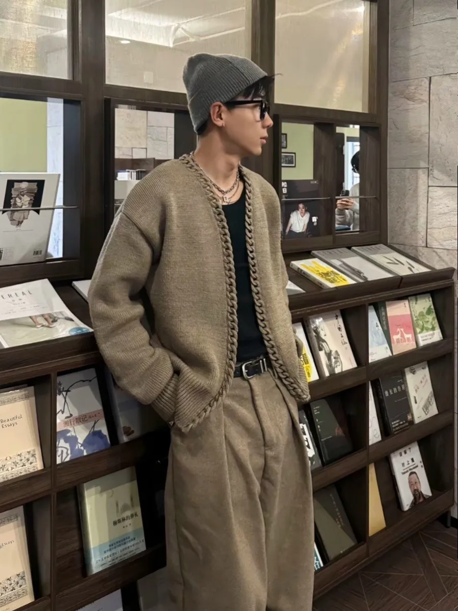 

American Retro Knitted Chain Sweater Men's Casual Khaki Color Autumn Winter Open Cardigan Outerwear Thiened Weaving Sle
