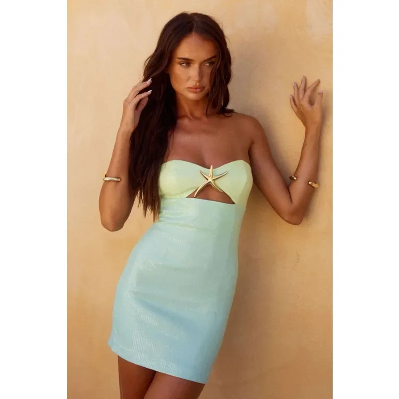 Abito da spiaggia per le vacanze elastico a tubo scavato Abiti Boho Donna 2025 Mini abito aderente Sexy senza spalline con spalle scoperte