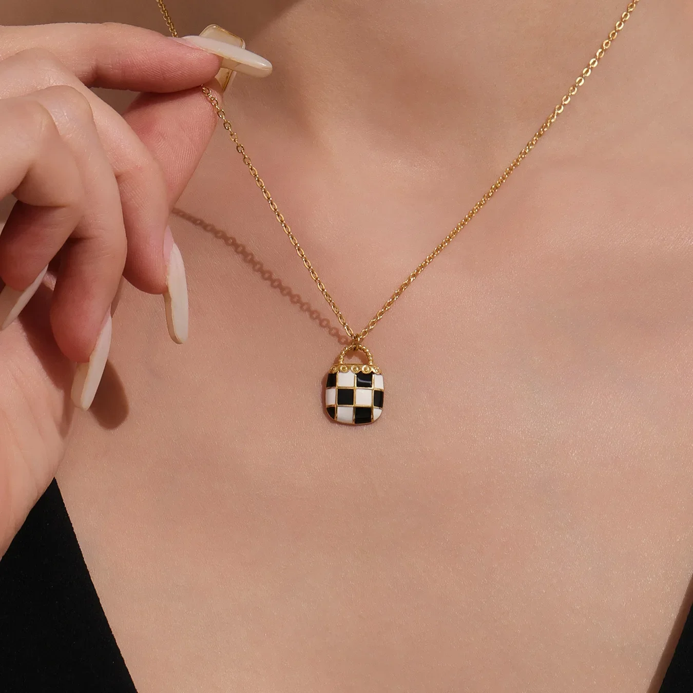Natural Turquoise Oval Pendant Necklace for Women Checkerboard Handbag Stainless Steel Non Fading Collarbone Chain
