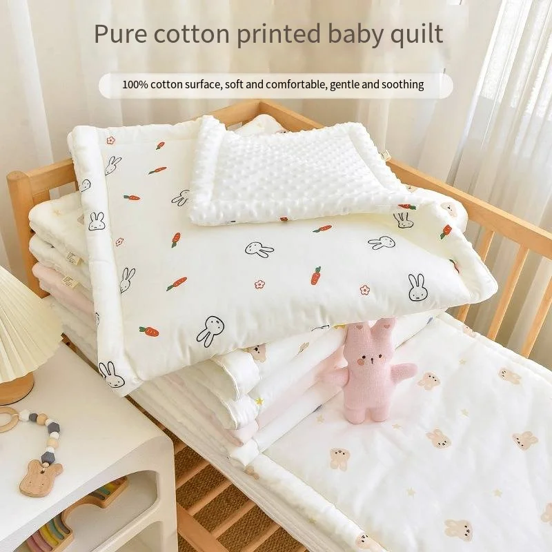 お昼寝時間専用の小さなマットレスコアと赤ちゃんの秋-冬の赤ちゃんのおもちゃのキルティングベッドパッドを備えた幼稚園用マットレス